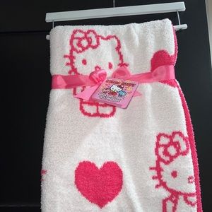 Hello Kitty Reversible Pink Valentine’s Blanket NWT